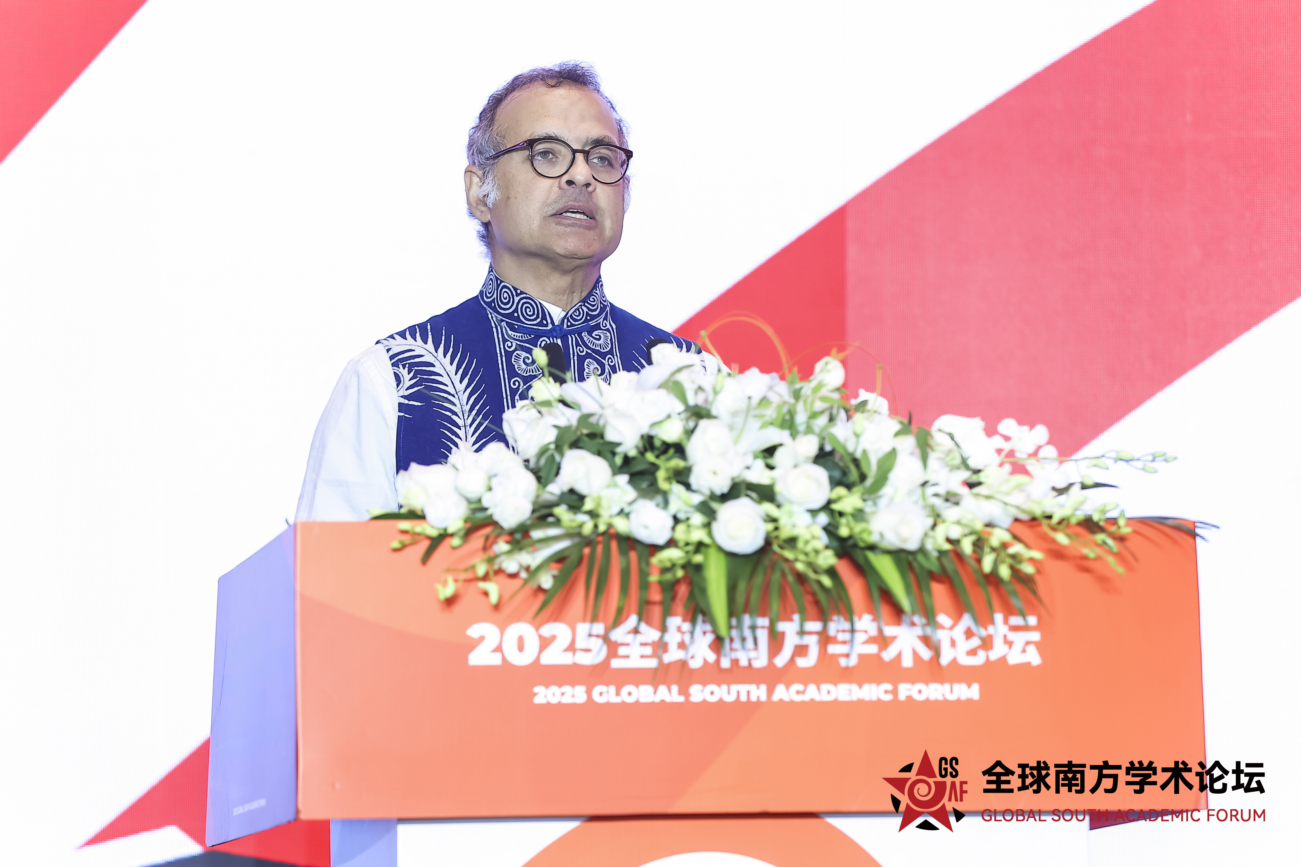 8-维杰·普拉沙德.jpg